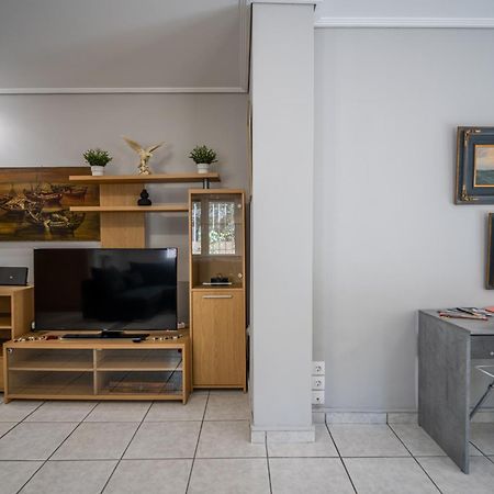 Angel , Luxury 2Bd Apartment Next To The Beach Athen Exterior foto