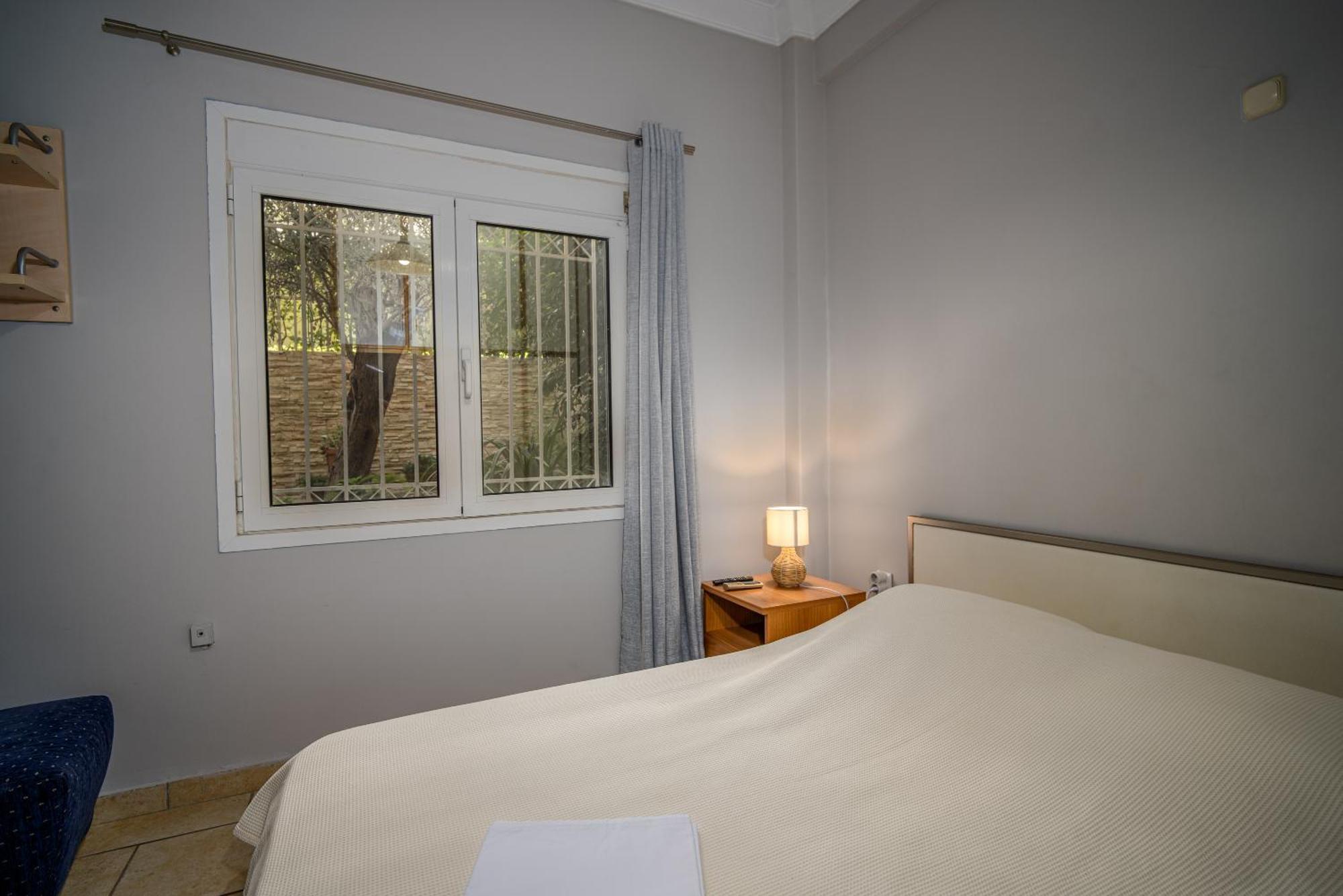 Angel , Luxury 2Bd Apartment Next To The Beach Athen Exterior foto