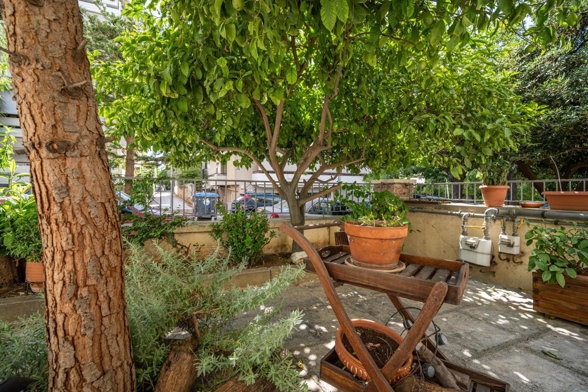 Angel , Luxury 2Bd Apartment Next To The Beach Athen Exterior foto